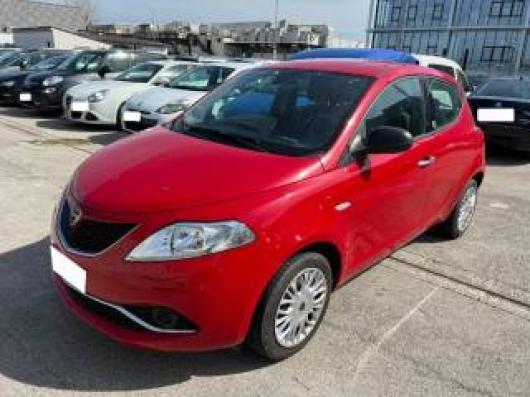 usato LANCIA Ypsilon