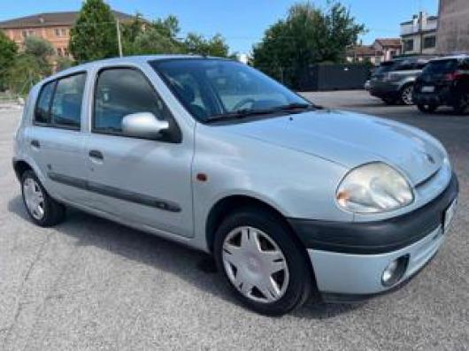 usato RENAULT Clio