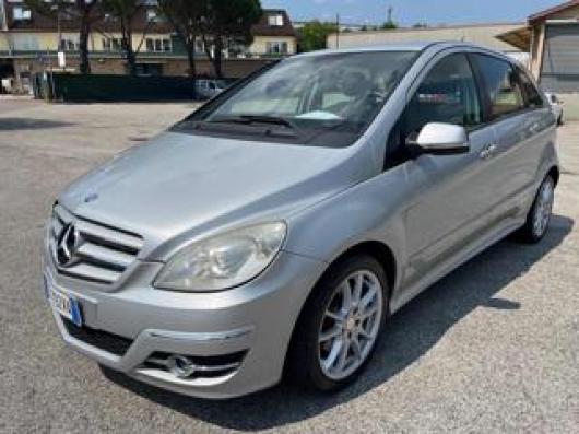 usato MERCEDES B 200