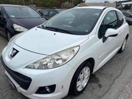 usato PEUGEOT 207