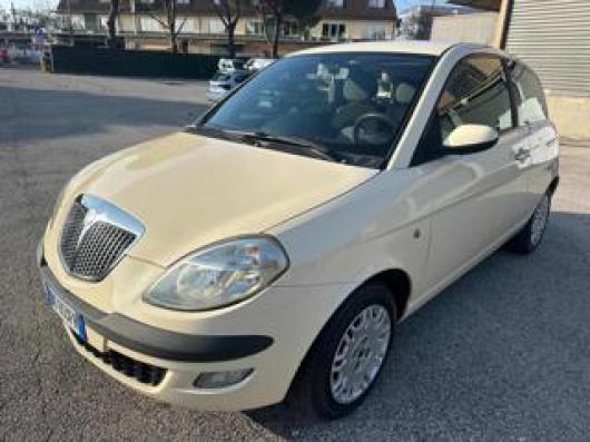 usato LANCIA Ypsilon