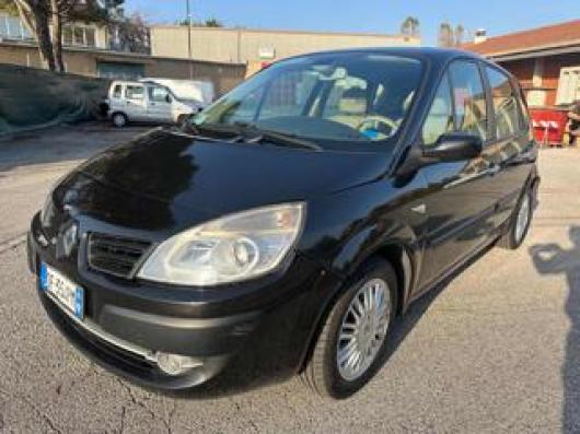 usato RENAULT Grand Scenic