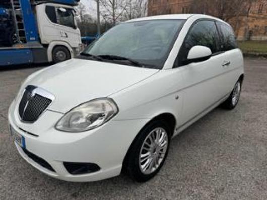 usato LANCIA Ypsilon