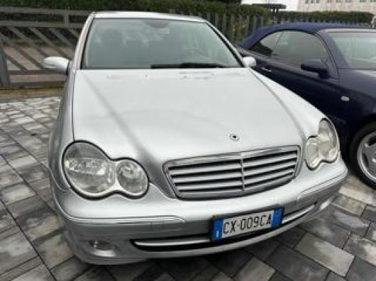 usato MERCEDES C 220