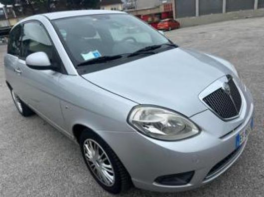 usato LANCIA Ypsilon