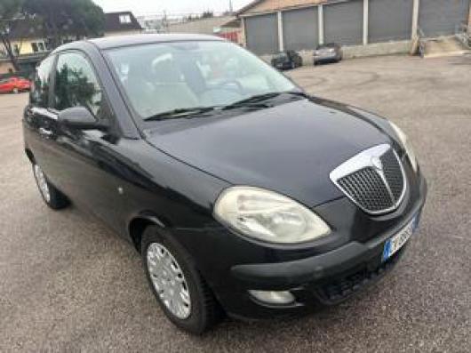 usato LANCIA Ypsilon