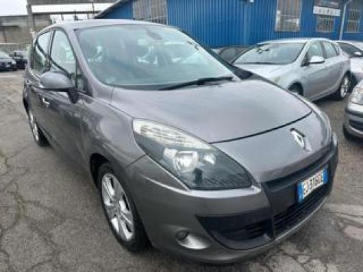 usato RENAULT Scenic