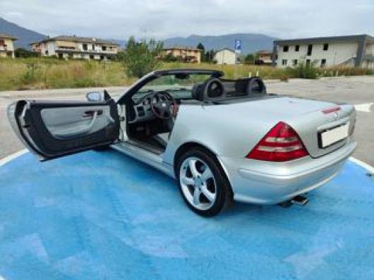 usato MERCEDES SLK 320