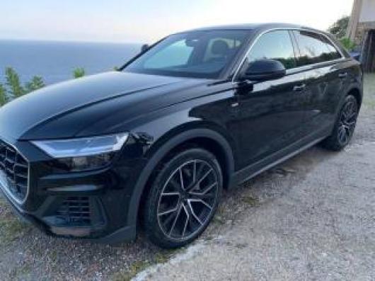 usato AUDI Q8