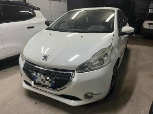 usato PEUGEOT 208