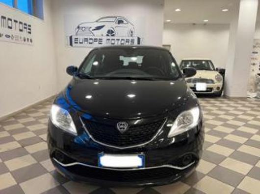 usato LANCIA Ypsilon