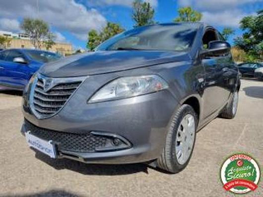 usato LANCIA Ypsilon