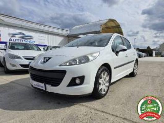 usato PEUGEOT 207