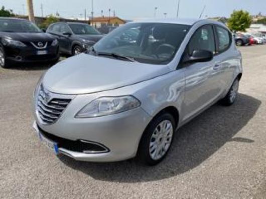 usato LANCIA Ypsilon