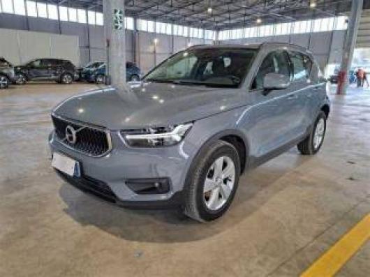 usato VOLVO XC40