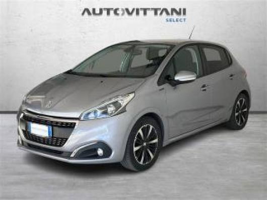 usato PEUGEOT 208