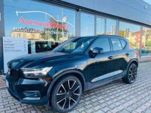 usato VOLVO XC40