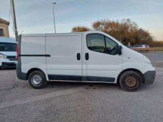 usato RENAULT Trafic