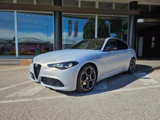 nuovo ALFA ROMEO Giulia