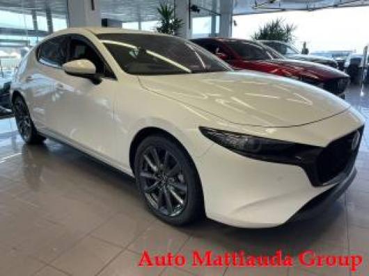 nuovo MAZDA 3