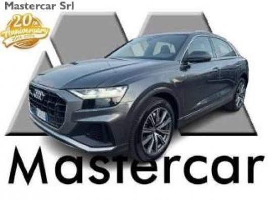 usato AUDI Q8