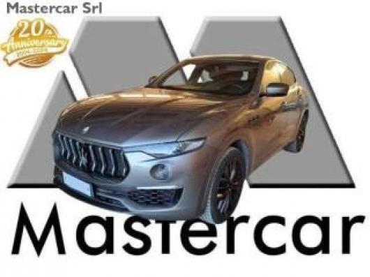 usato MASERATI Levante