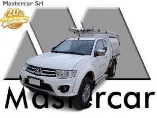 usato MITSUBISHI L200