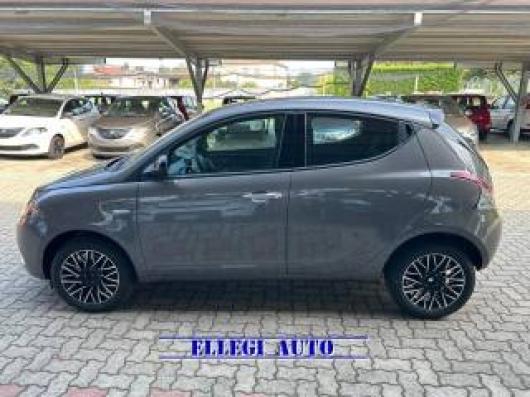 nuovo LANCIA Ypsilon