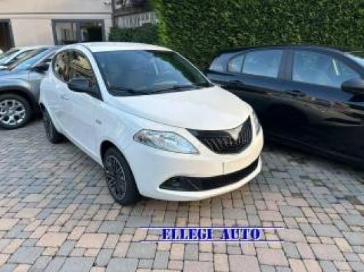 nuovo LANCIA Ypsilon