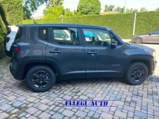 nuovo JEEP Renegade