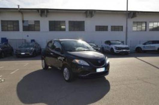 usato LANCIA Ypsilon