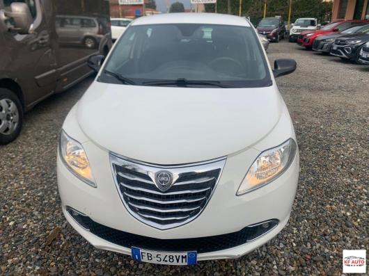 usato LANCIA Ypsilon