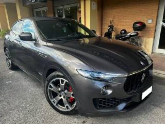 usato MASERATI Levante