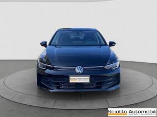 Km 0 VOLKSWAGEN Golf