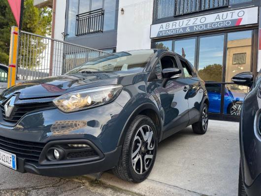 usato RENAULT Captur