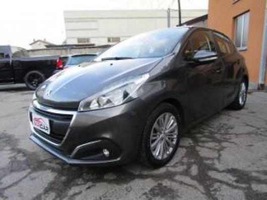 usato PEUGEOT 208