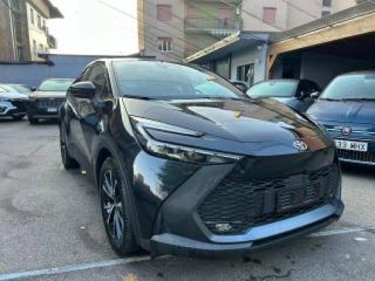 Km 0 TOYOTA C HR