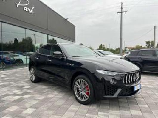 usato MASERATI Levante