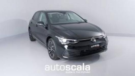 Km 0 VOLKSWAGEN Golf