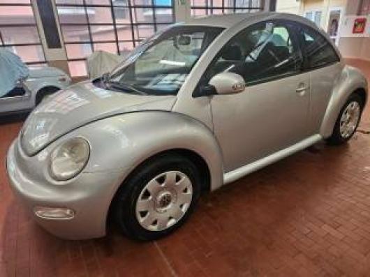 usato VOLKSWAGEN New Beetle