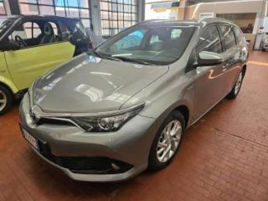 usato TOYOTA Auris Touring Sports