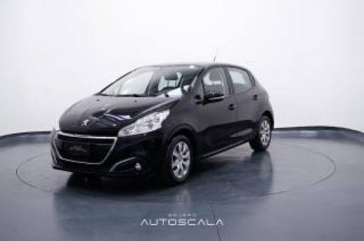 usato PEUGEOT 208