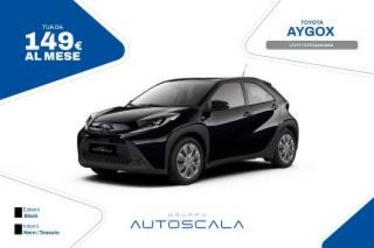 usato TOYOTA Aygo X