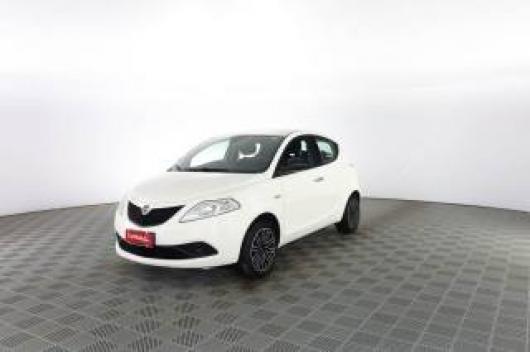 usato LANCIA Ypsilon