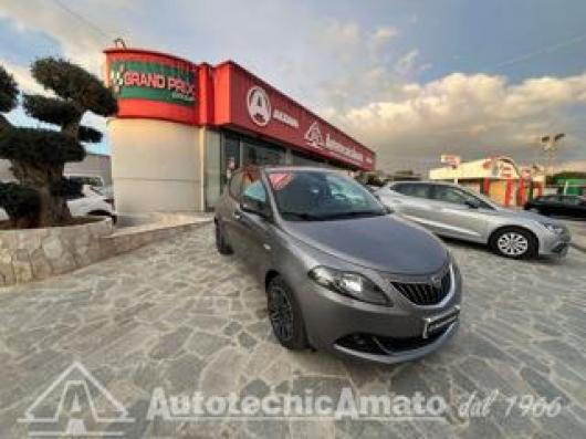 usato LANCIA Ypsilon