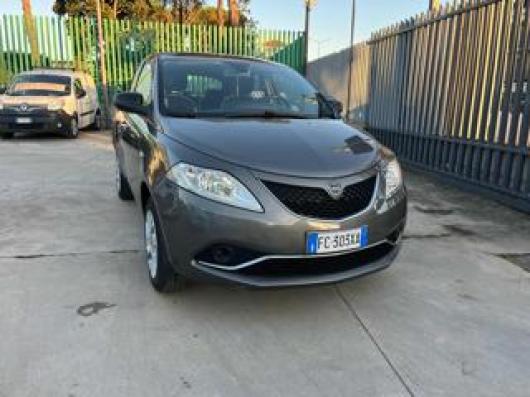 usato LANCIA Ypsilon