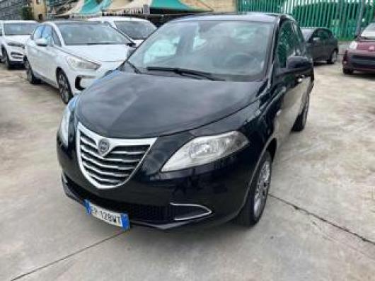 usato LANCIA Ypsilon