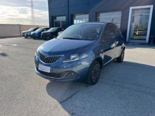 usato LANCIA Ypsilon