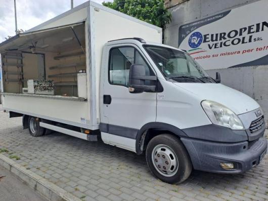 usato IVECO Daily 50C17 Paninoteca Autonegozio Food Truck