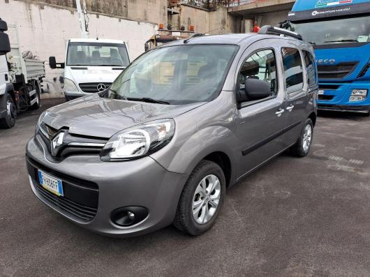 usato RENAULT Kangoo autovettura 5 posti 1.5 dci